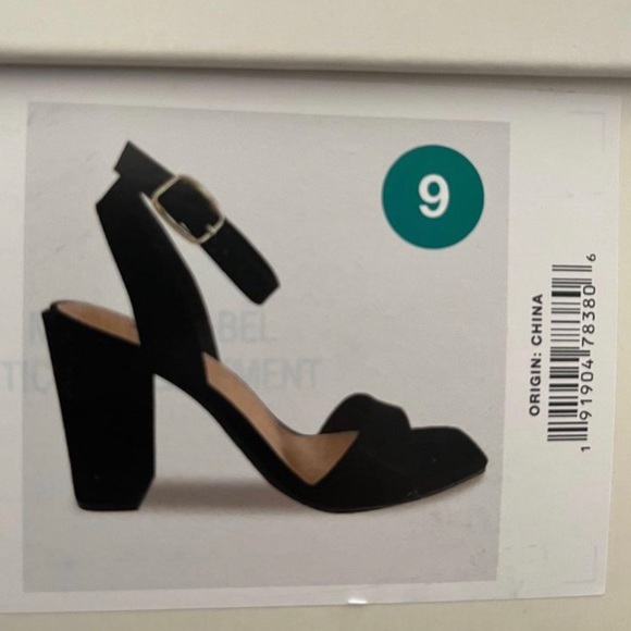 Brand new heels size 9 (A new day) shoes - Picture 3 of 3